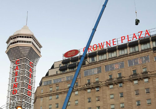 Why Crane Rental is Considered a Tailored Solution for Specialized Projects and Unique Challenges?
